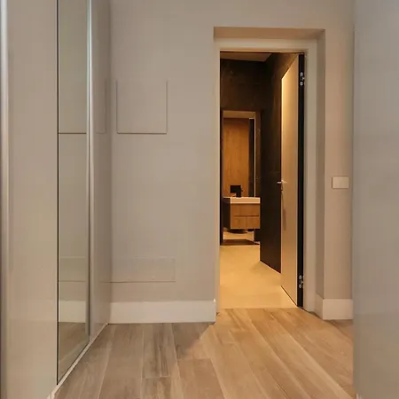 Charming & Luxurious Gem Apartman Olbia