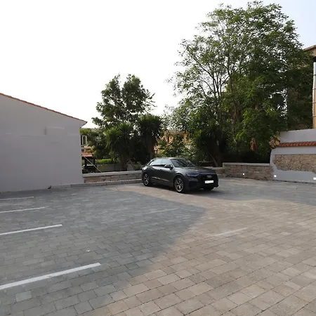 Apartman Charming & Luxurious Gem