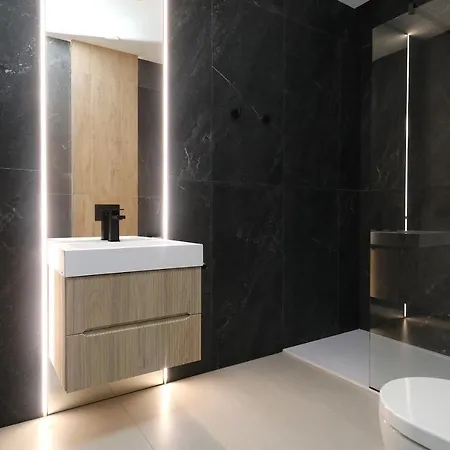 Charming & Luxurious Gem *