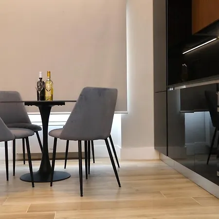 Charming & Luxurious Gem Appartement *