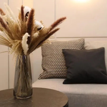 Charming & Luxurious Gem Appartement